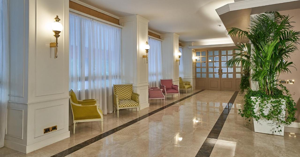 Hotel Astoria Biella Buitenkant foto